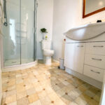 Kingfisher Cottage Bathroom