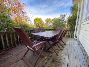 Kohinui Cottage Secluded Deck